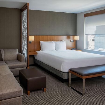 Hyatt Place Long Island City Hotel New York Buitenkant foto